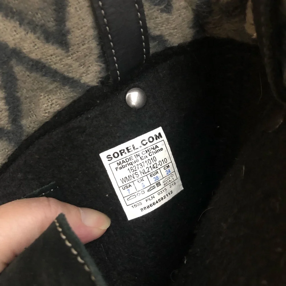 Sorel Women's Joan of Arctic Knit II black suede Waterproof Winter Boots: Size 7 - Picture 11 of 11